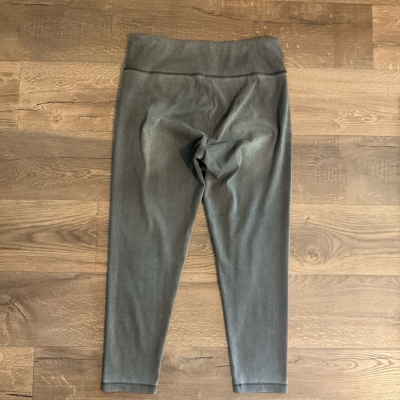 Soft Surroundings gray denim Leggings, L - Picture 5 of 9